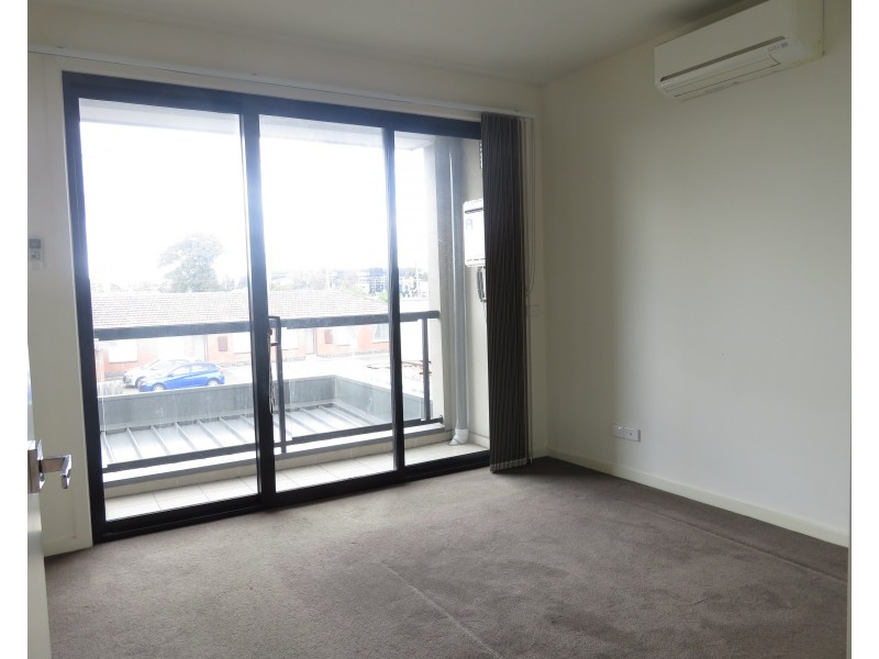 101/12 The Boulevard, Thomastown VIC 3074