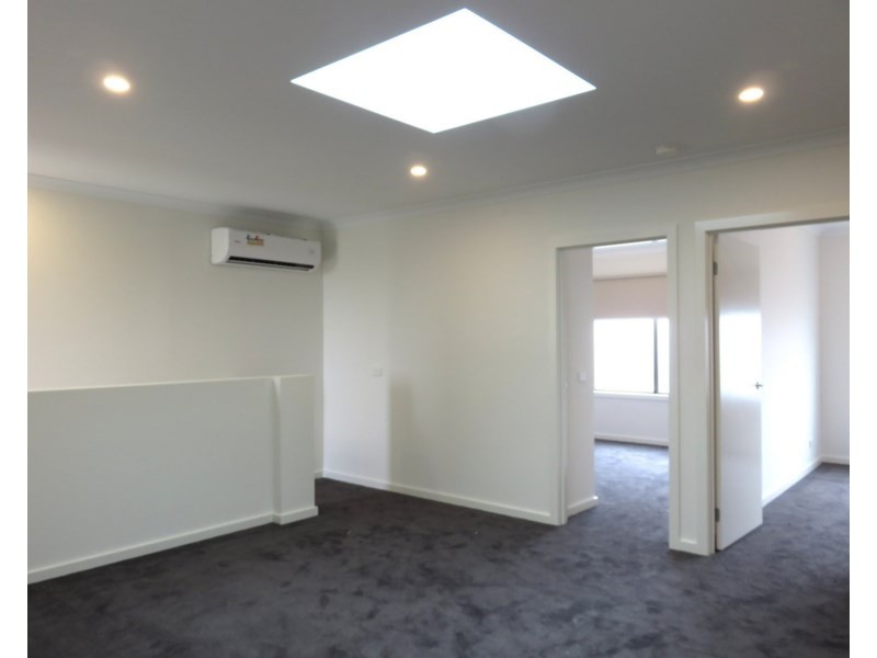 5 Dolerite Place, Epping VIC 3076