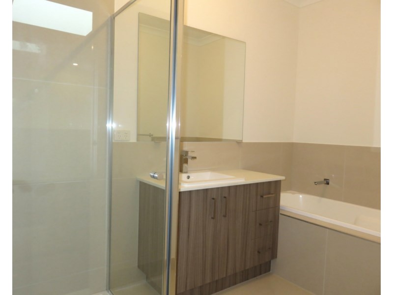 5 Dolerite Place, Epping VIC 3076