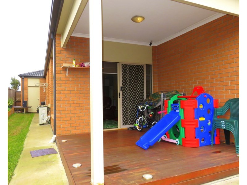 17 Evolve Esplanade, Wollert VIC 3750