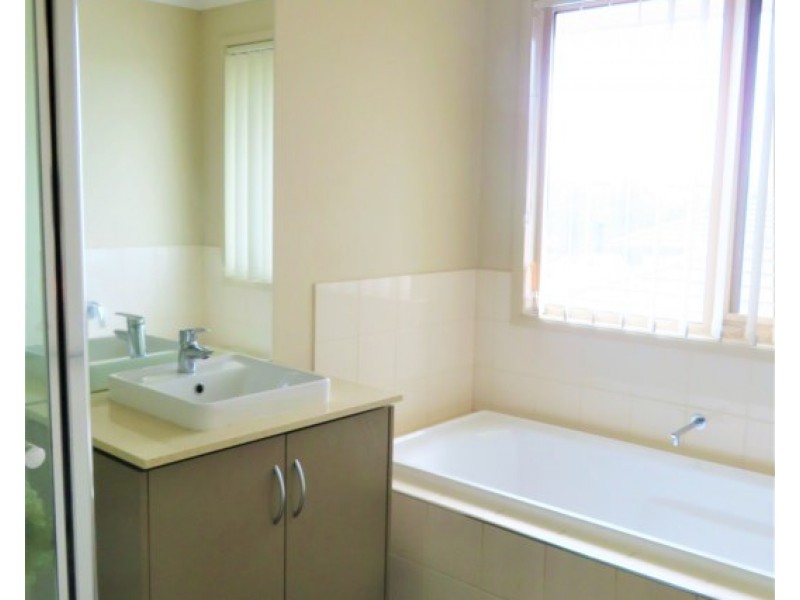 6 Eco Walk, Epping VIC 3076