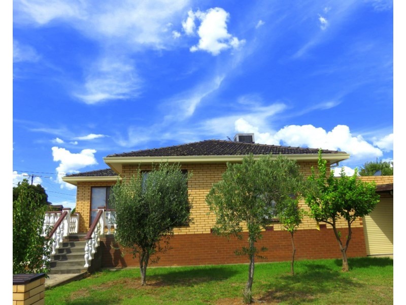 36 Festival Grove, Lalor VIC 3075