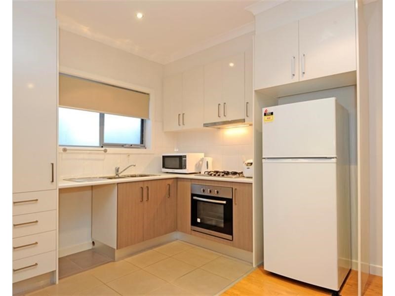 2/59 Cheddar Road, Reservoir VIC 3073