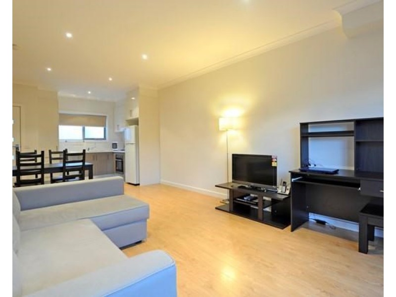 2/59 Cheddar Road, Reservoir VIC 3073