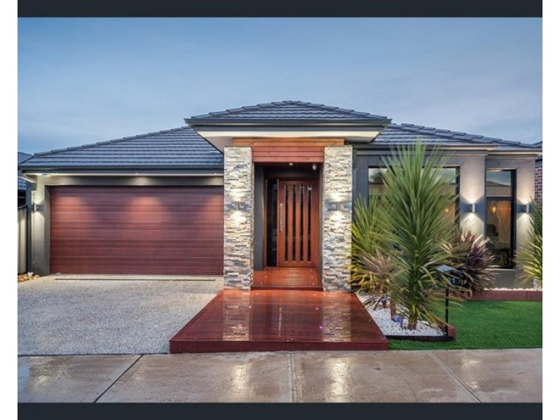 21 Falkland Road, Craigieburn VIC 3064