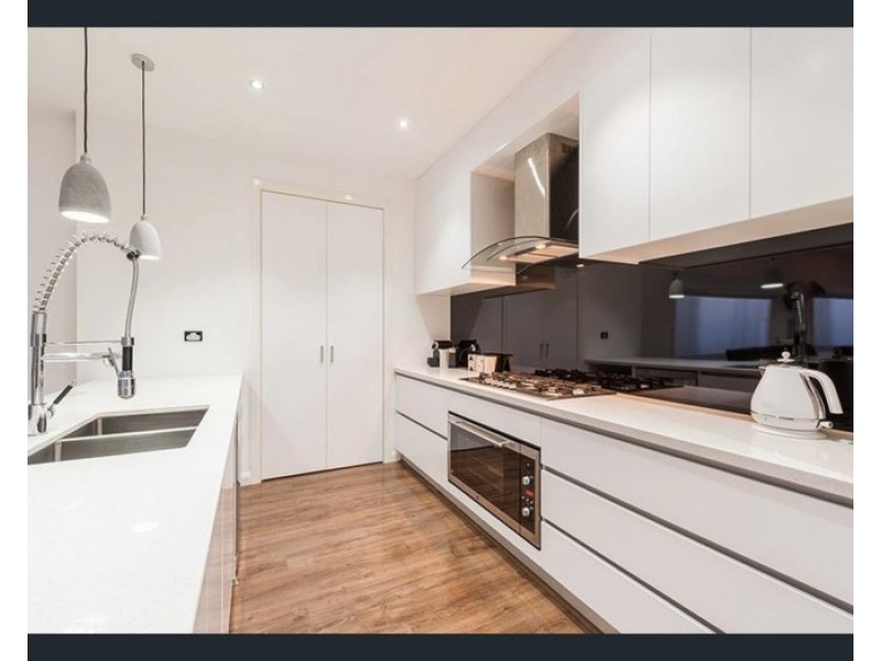 21 Falkland Road, Craigieburn VIC 3064