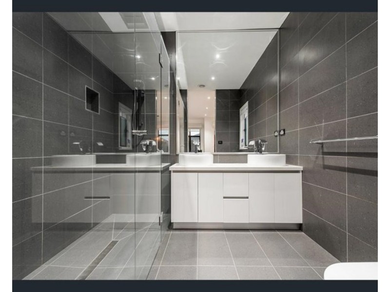 21 Falkland Road, Craigieburn VIC 3064