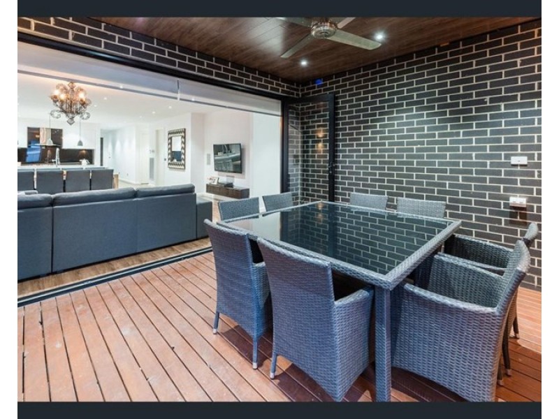 21 Falkland Road, Craigieburn VIC 3064