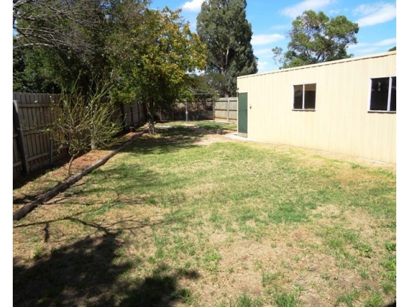 28 Chowne Street, Lalor VIC 3075
