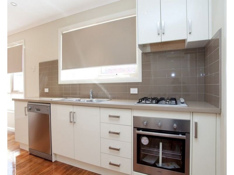 1/19 Lloyd Avenue, Epping VIC 3076