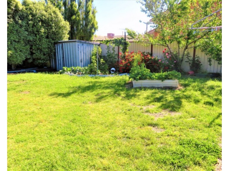 19 Holburn Way, Epping VIC 3076