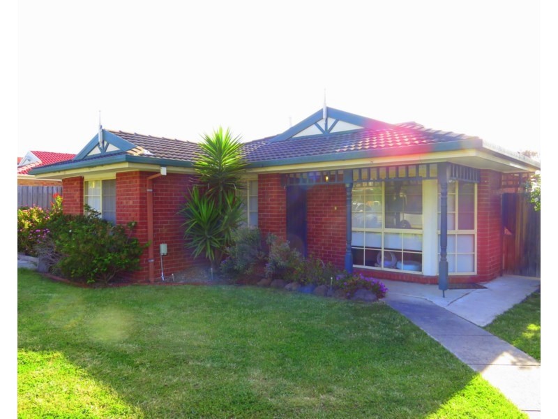 25 Pollock Drive, Mill Park VIC 3082