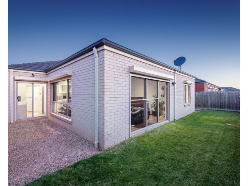 6 Antill Rise, Epping VIC 3076