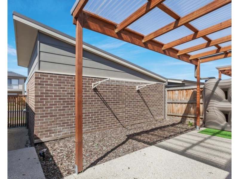 14 Wilhelmina Walk, Epping VIC 3076