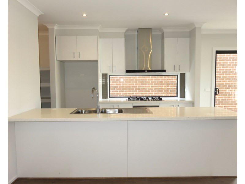 37 Gatestone Road, Epping VIC 3076