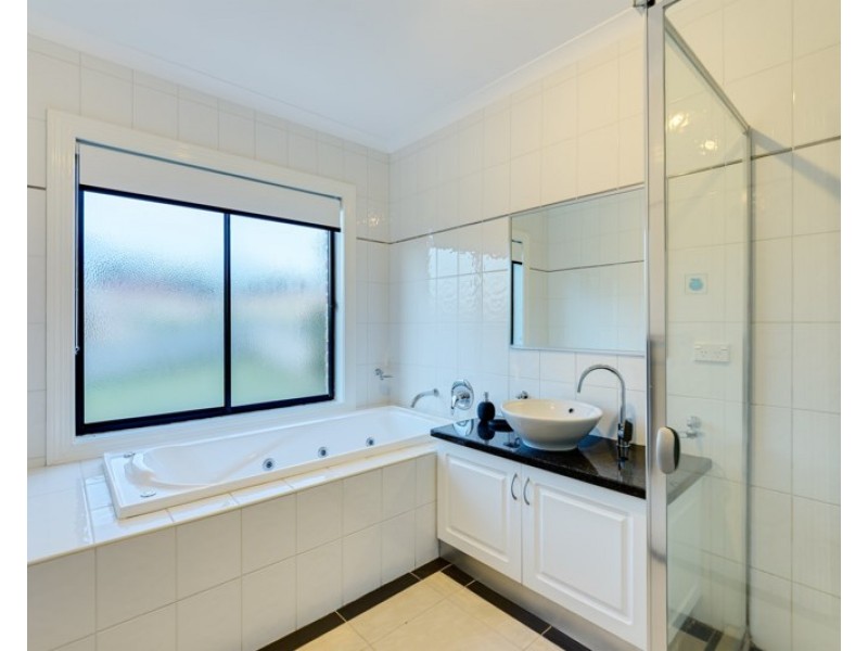 3 St Andrews Close, Wallan VIC 3756