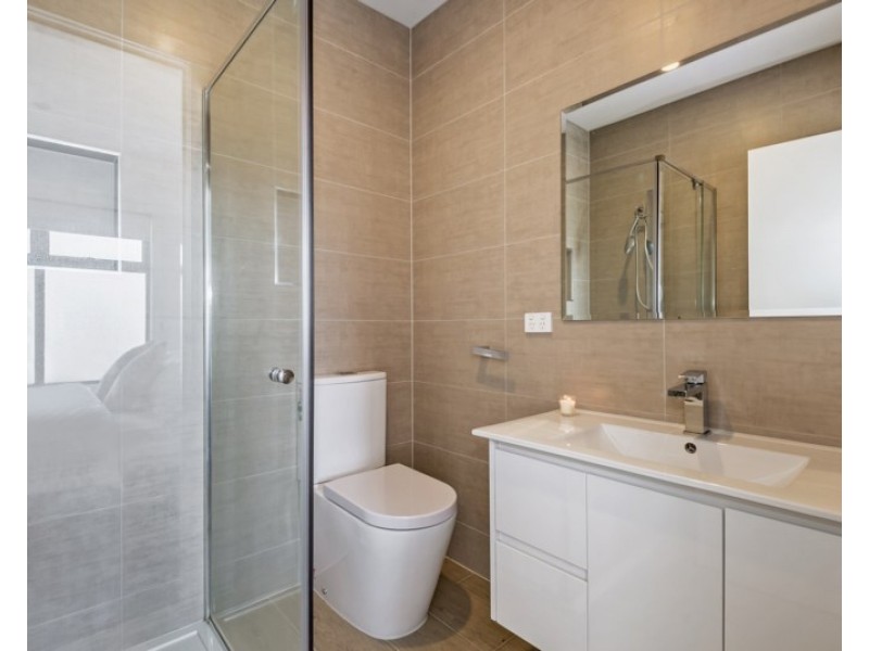 2/16 Joan Court, Reservoir VIC 3073