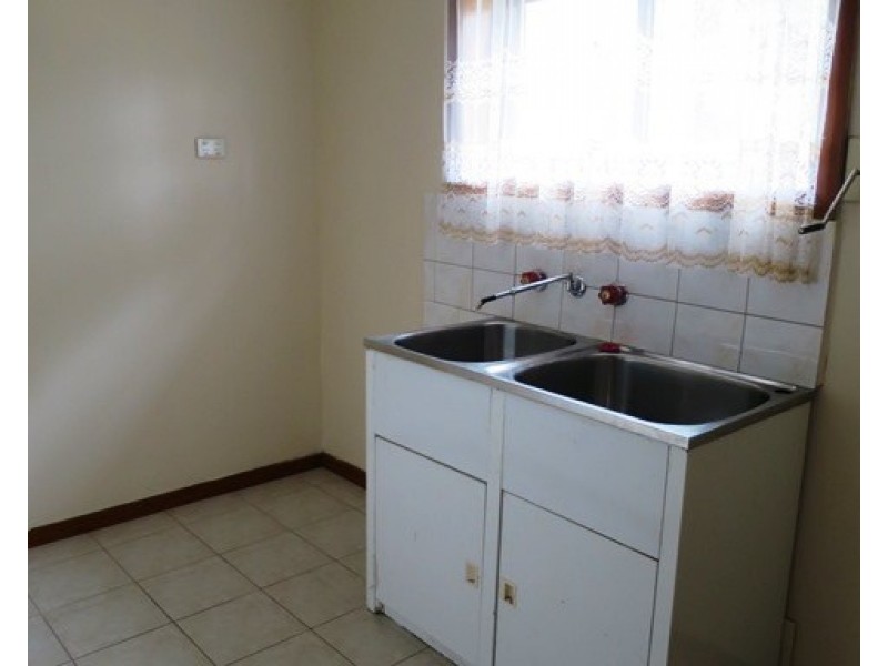 142 Victoria Drive, Thomastown VIC 3074