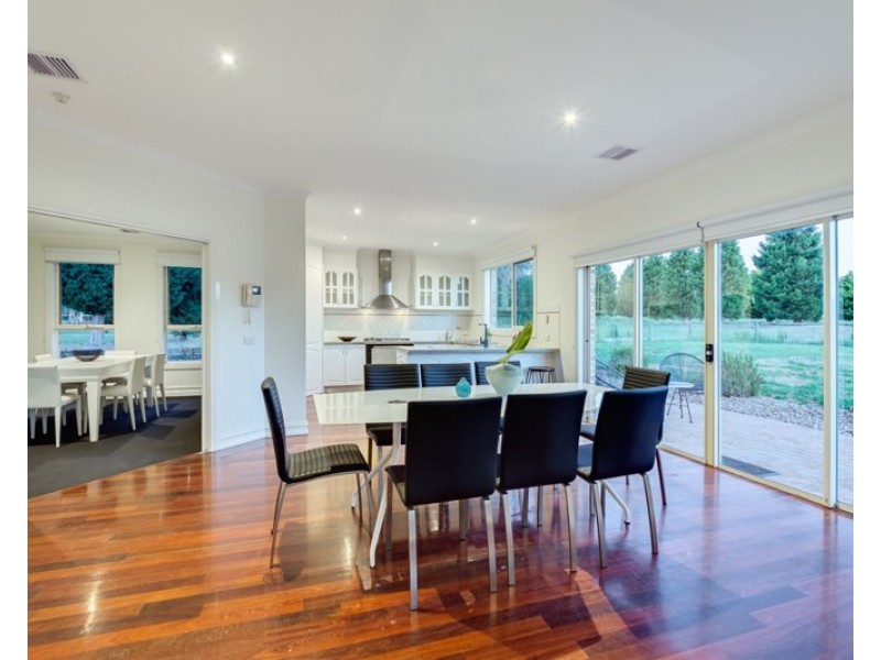 27 Augusta Way, Wallan VIC 3756