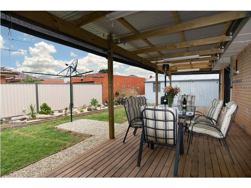 6 Vanessa Avenue, Lalor VIC 3075