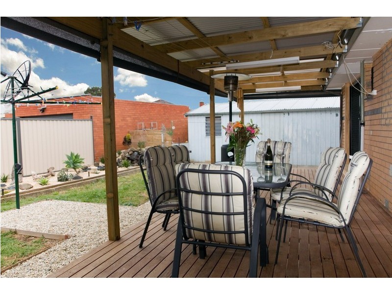 6 Vanessa Avenue, Lalor VIC 3075