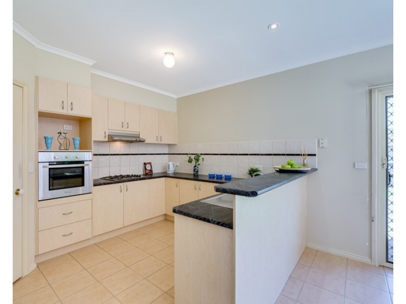 63 The Lakes Boulevard, South Morang VIC 3752