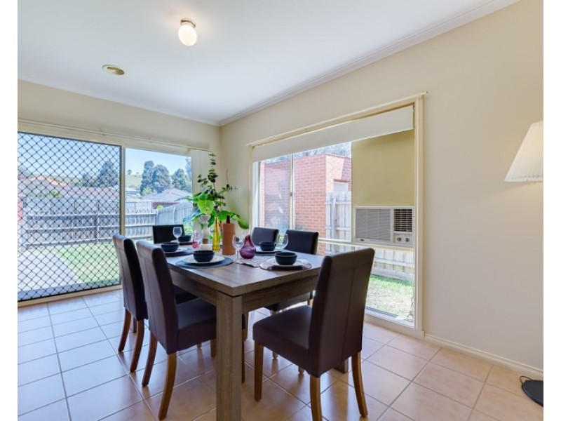 63 The Lakes Boulevard, South Morang VIC 3752