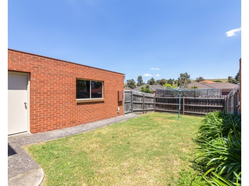 63 The Lakes Boulevard, South Morang VIC 3752
