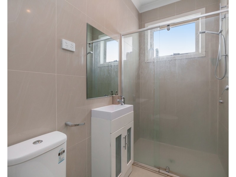 4/3 Poplar Street, Thomastown VIC 3074