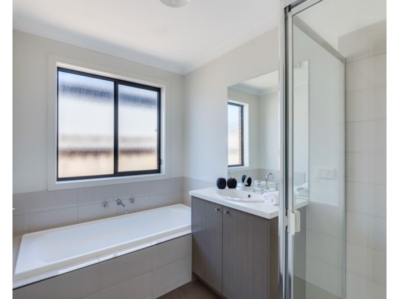 218 Epping Road, Wollert VIC 3750