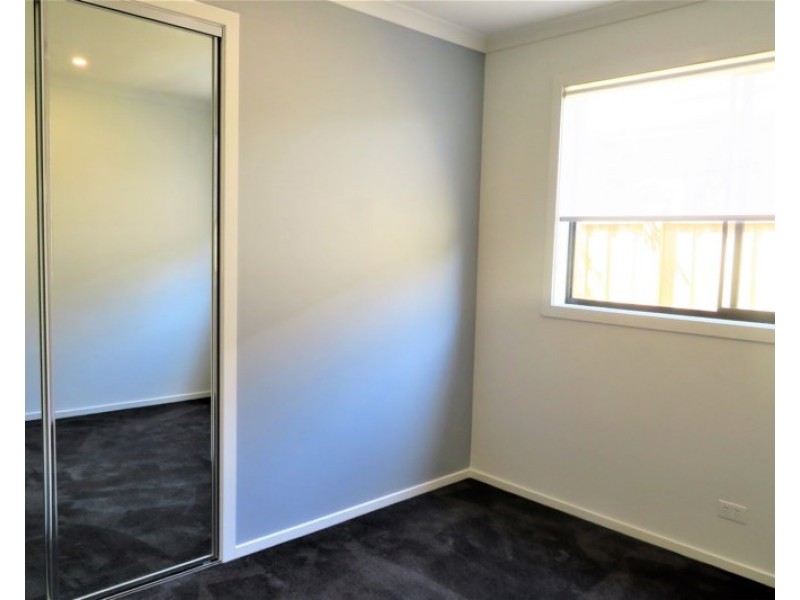 44 Newmarket Parade, Mickleham VIC 3064