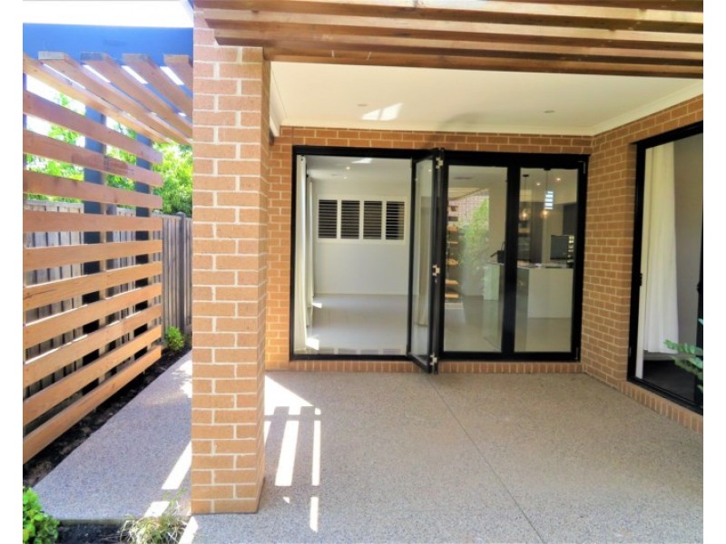 44 Newmarket Parade, Mickleham VIC 3064