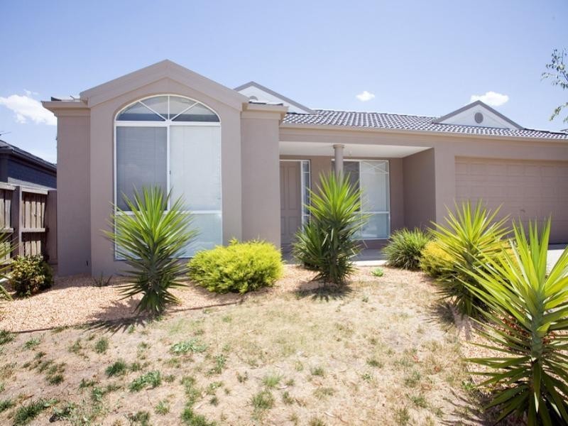 15 Cassowary Road, South Morang VIC 3752