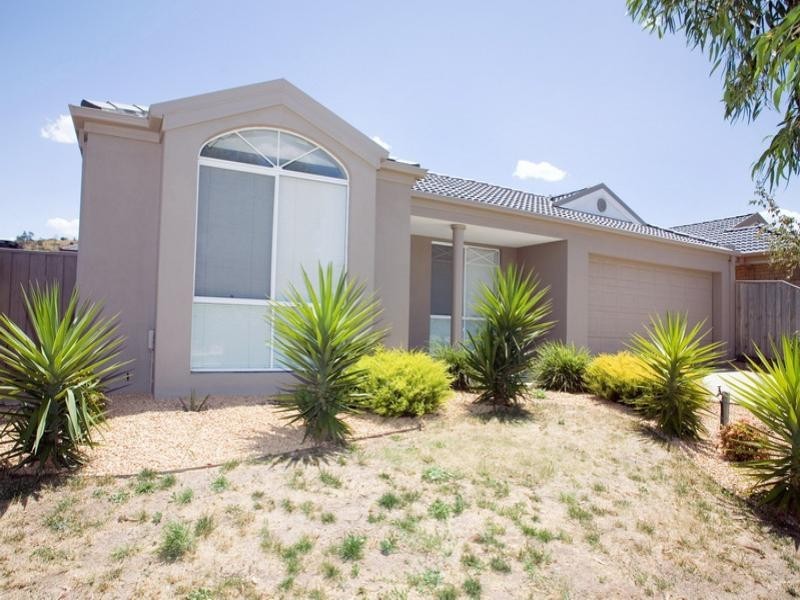 15 Cassowary Road, South Morang VIC 3752