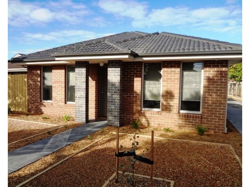1/19 Young Street, Epping VIC 3076