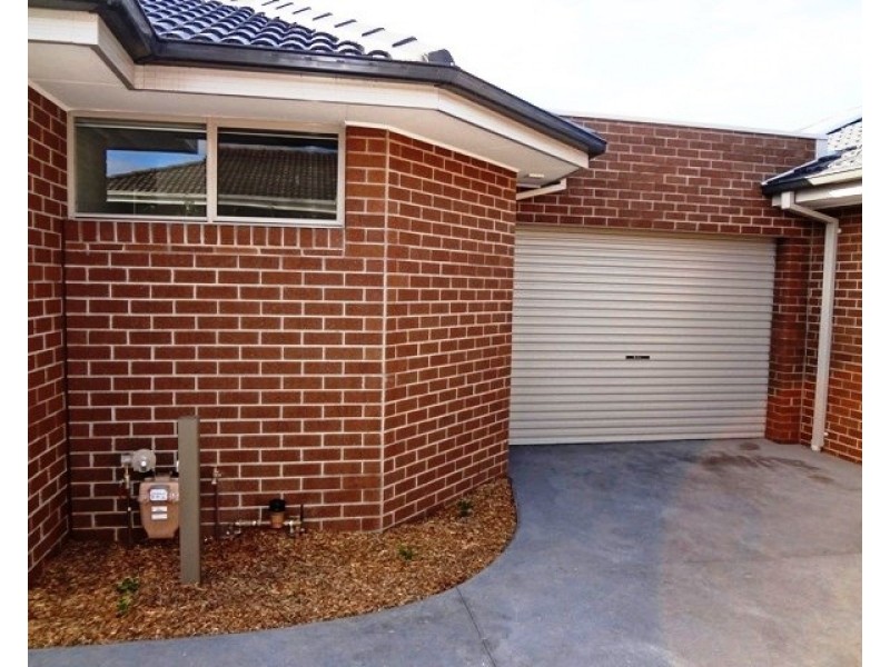 1/19 Young Street, Epping VIC 3076