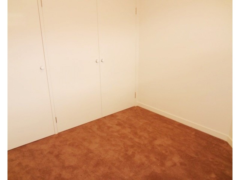 1/19 Young Street, Epping VIC 3076