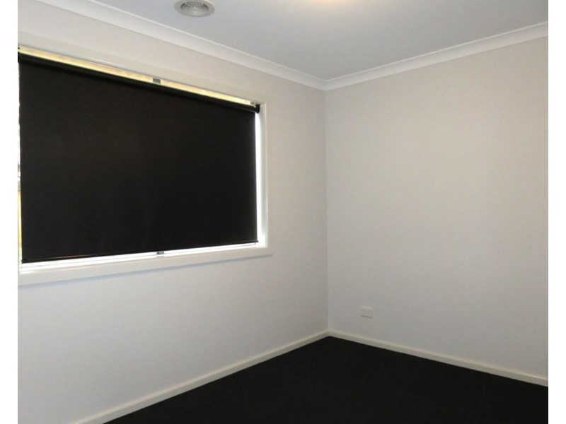 43 Yarradale Drive, Mickleham VIC 3064