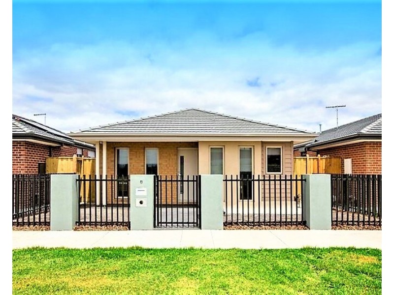 6 Lifford Walk, Lalor VIC 3075