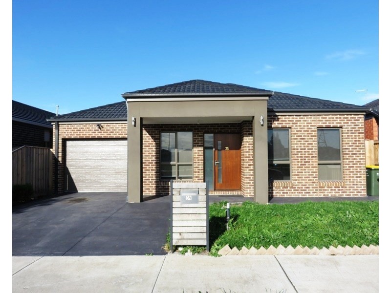 35 Herlitz Drive, Epping VIC 3076