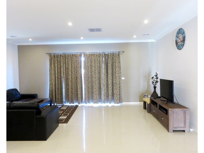 35 Herlitz Drive, Epping VIC 3076