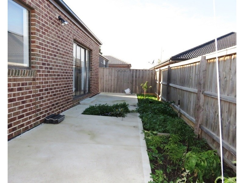 35 Herlitz Drive, Epping VIC 3076