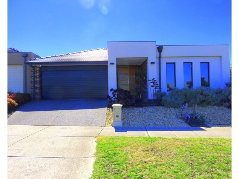 10 Persian Close, Epping VIC 3076