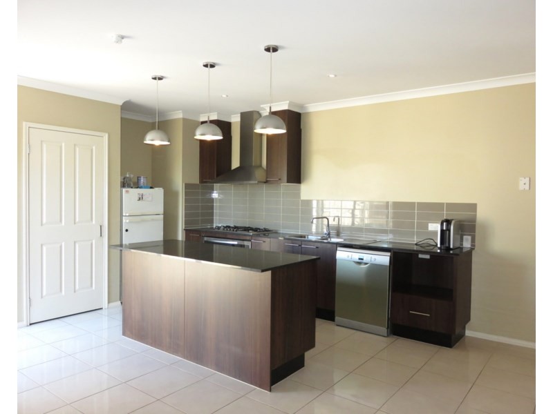 10 Persian Close, Epping VIC 3076