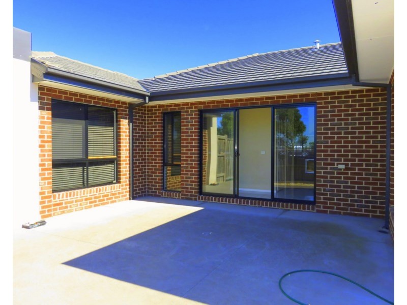 10 Persian Close, Epping VIC 3076