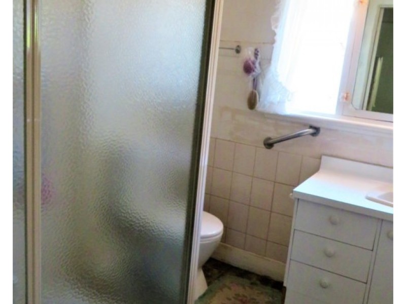 8 Spencer Street, Preston VIC 3072