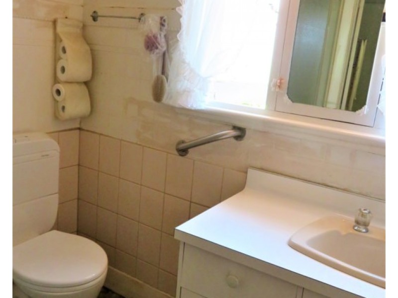 8 Spencer Street, Preston VIC 3072