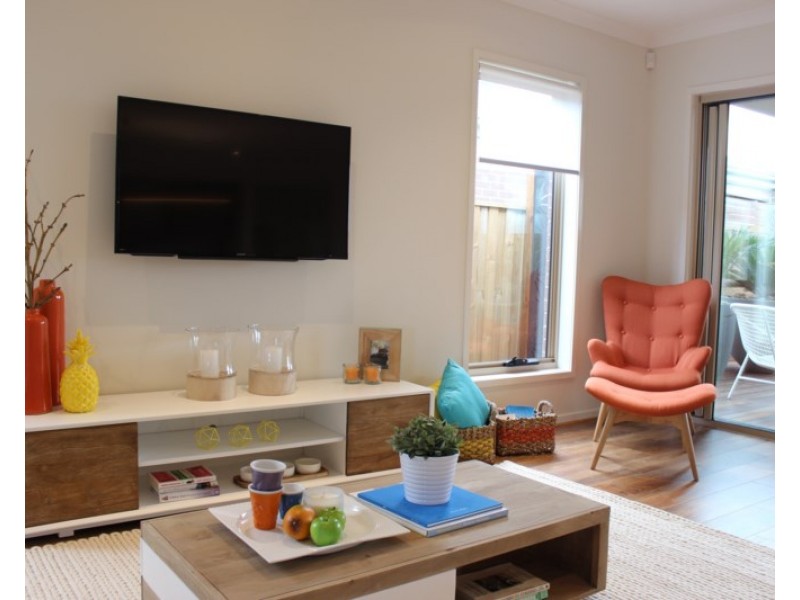 38 Newmarket Parade, Mickleham VIC 3064