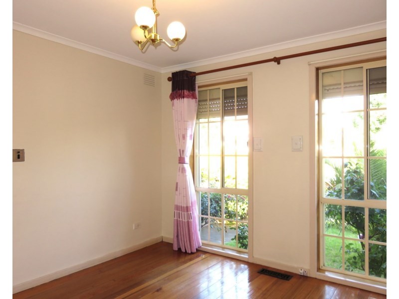 3 Corrigan Place, Mill Park VIC 3082