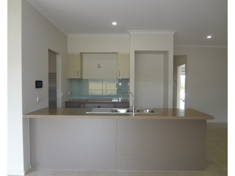 19 Verde Parade, Epping VIC 3076